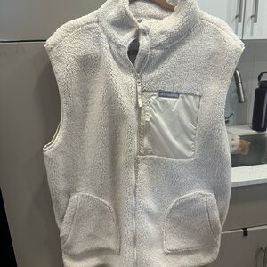 Columbia Women’s White Fleece Sherpa Vest